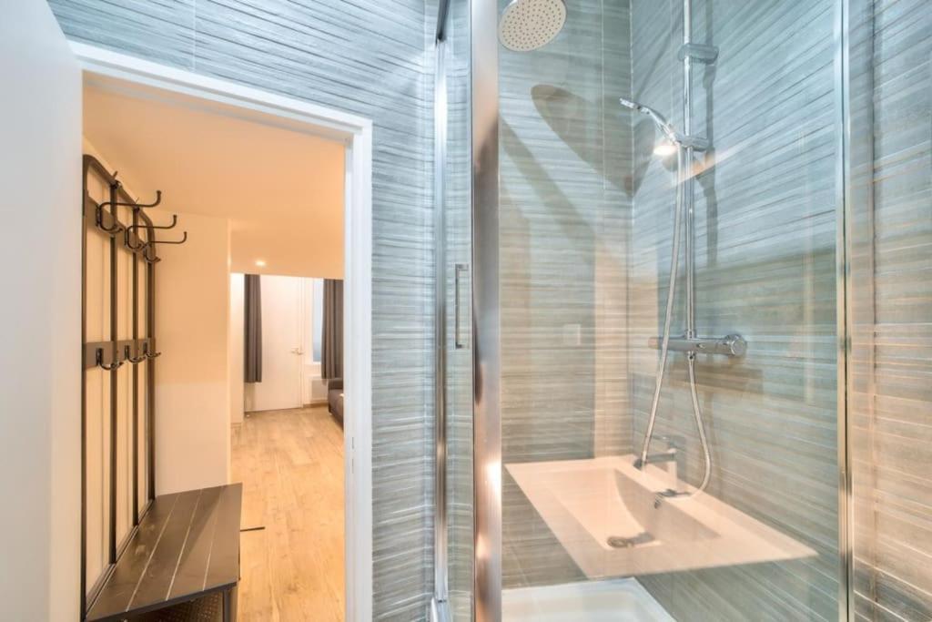 Bel Appartement Au Coeur De Montmartre Paris Eksteriør billede